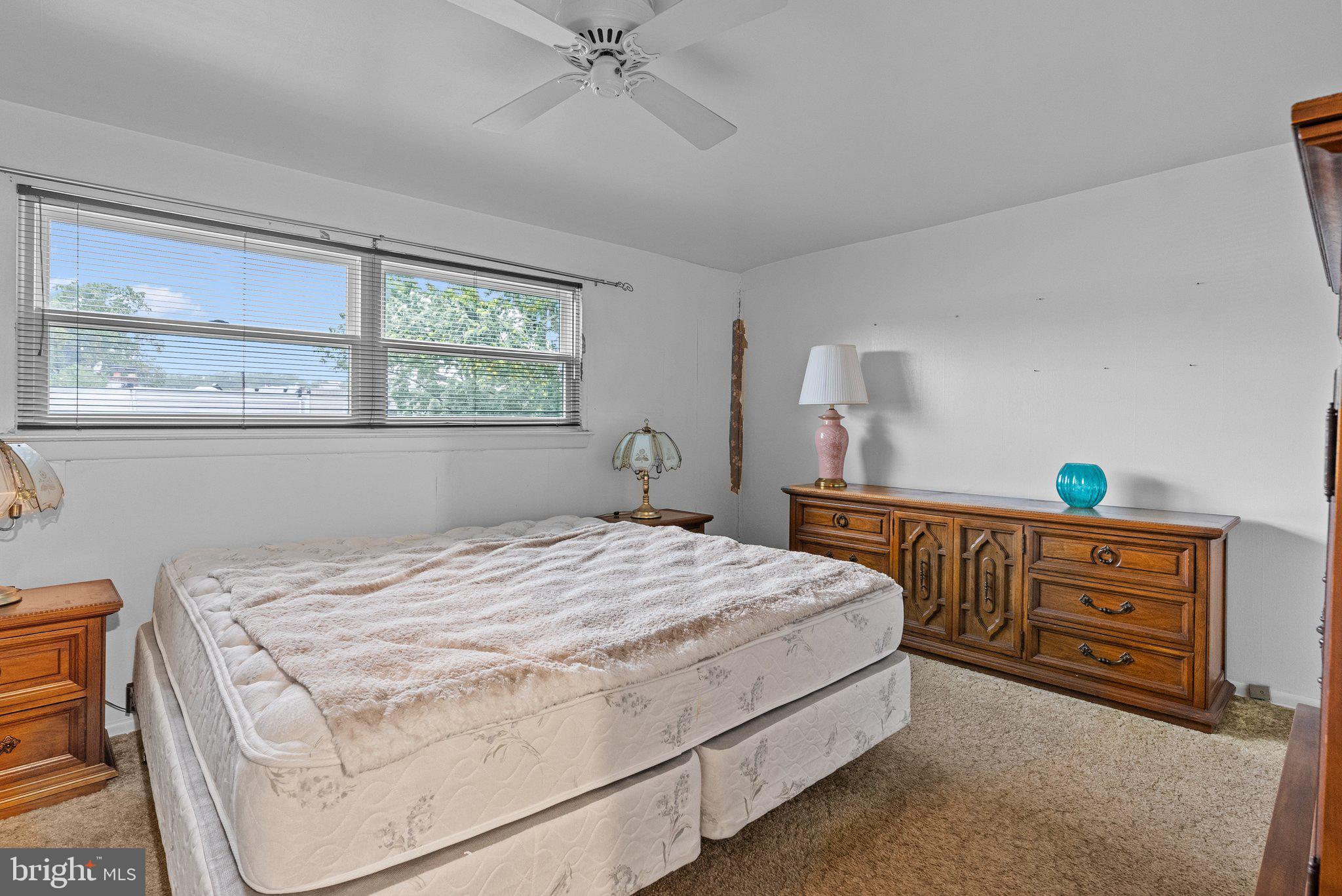 12610 Knights Road Philadelphia, PA 19154 - Photo 13 of 28 Gallery Image 13
