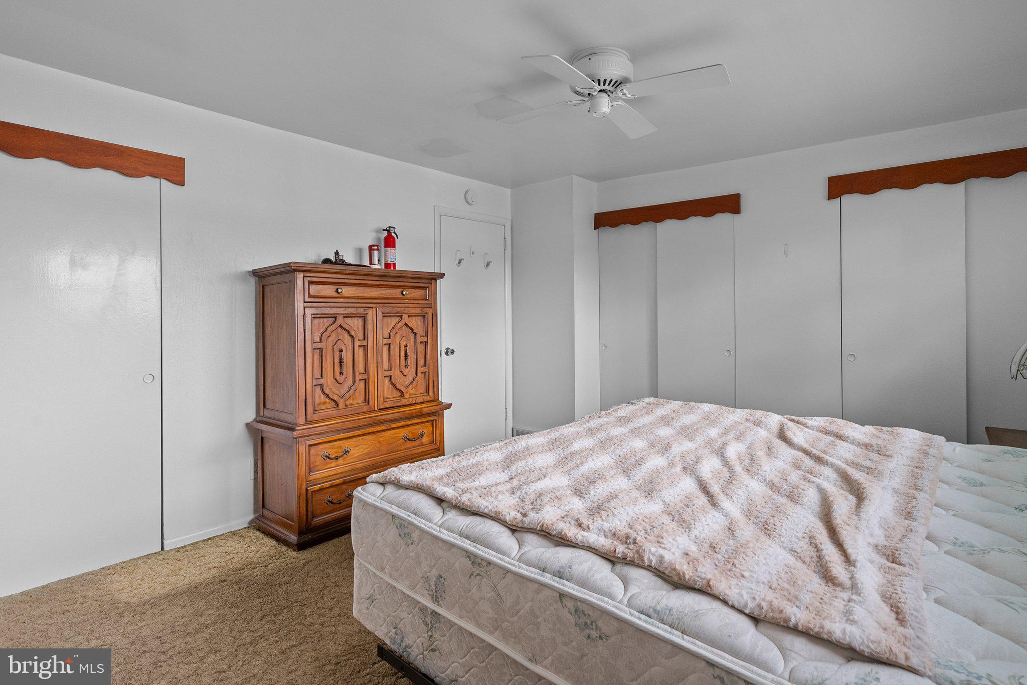12610 Knights Road Philadelphia, PA 19154 - Photo 14 of 28 Gallery Image 14