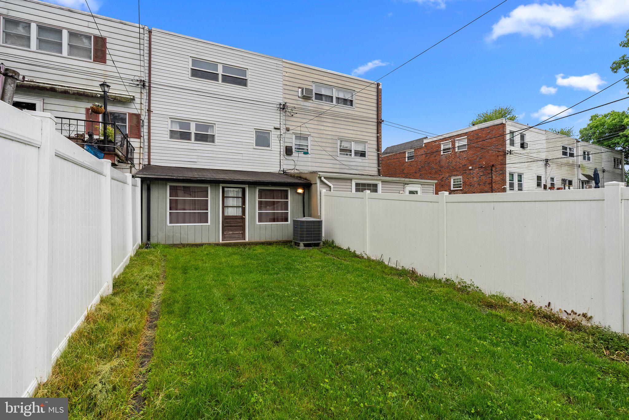 12610 Knights Road Philadelphia, PA 19154 - Photo 26 of 28 Gallery Image 26