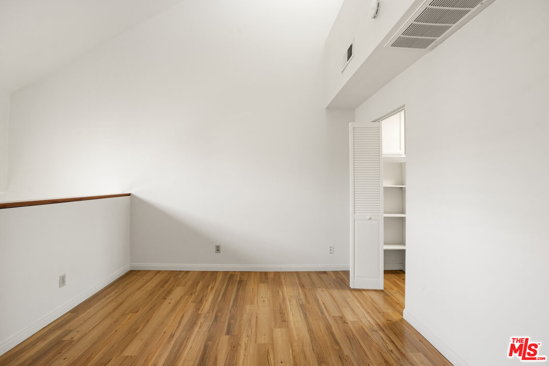 249 Alpine Street, Unit 56 Pasadena, CA 91106 - Photo 14 of 27