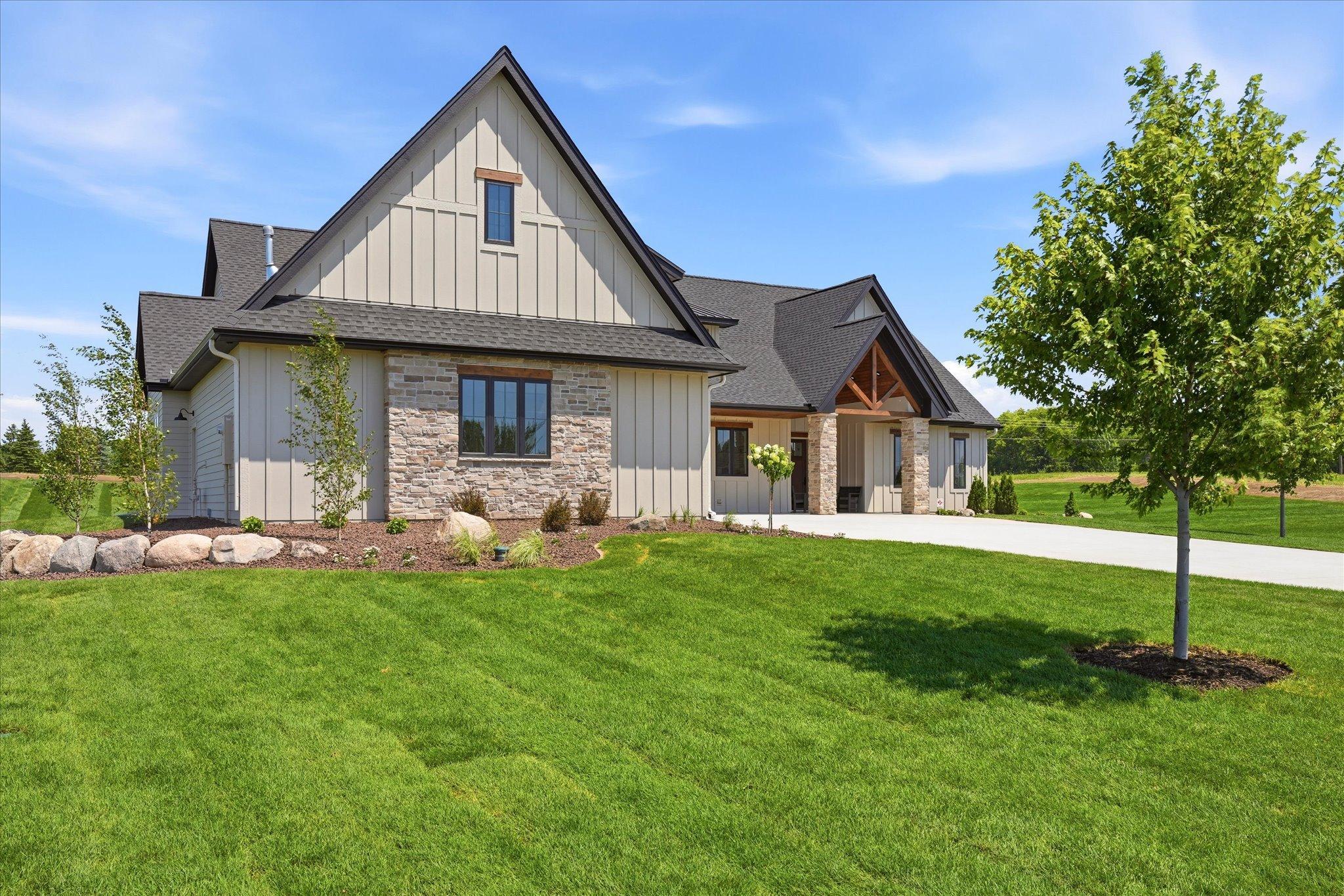 7982 Eldorado Road Prior Lake, MN 55372 - Photo 3 of 63 Gallery Image 3