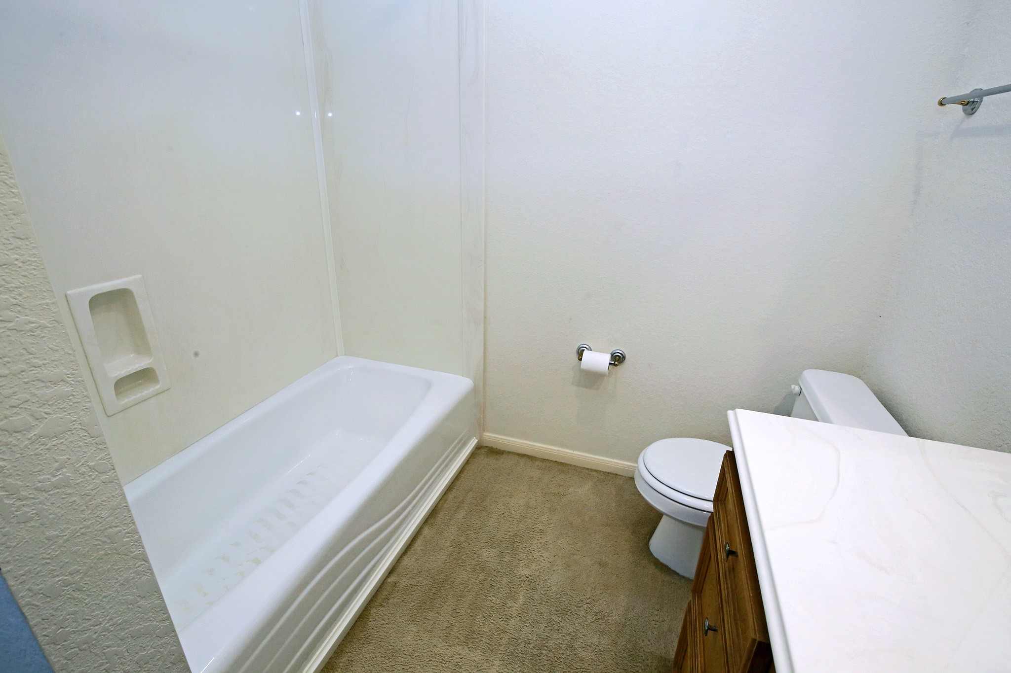 12002 10th Street Santa Fe, TX 77510 - Photo 15 of 35 Bath