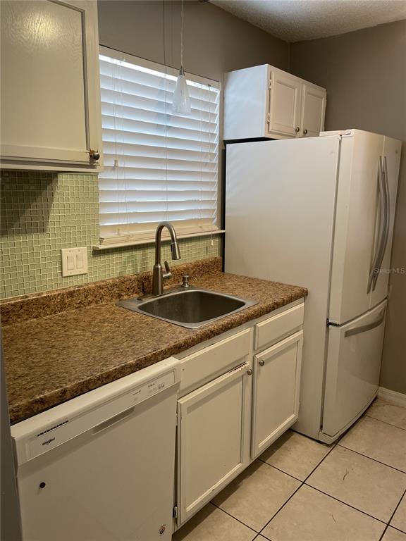 2302 South Maki Road, Unit 40 Plant City, FL 33563 - Photo 7 of 24