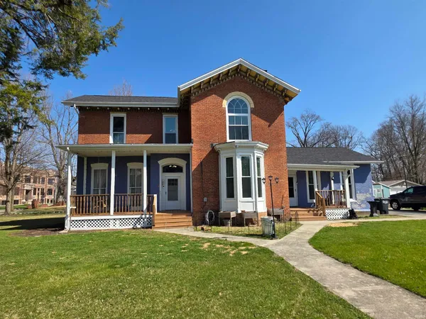 $360,000 | 408 East Diamond Street, Kendallville, IN 46755