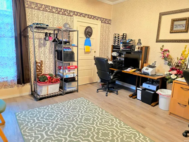 $399,900 | 408 East Diamond Street, Kendallville, IN 46755