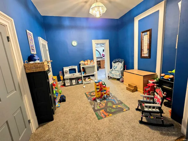 $360,000 | 408 East Diamond Street, Kendallville, IN 46755