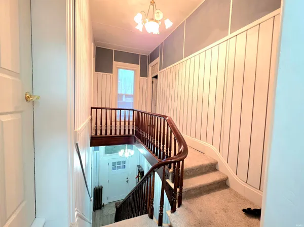 $360,000 | 408 East Diamond Street, Kendallville, IN 46755