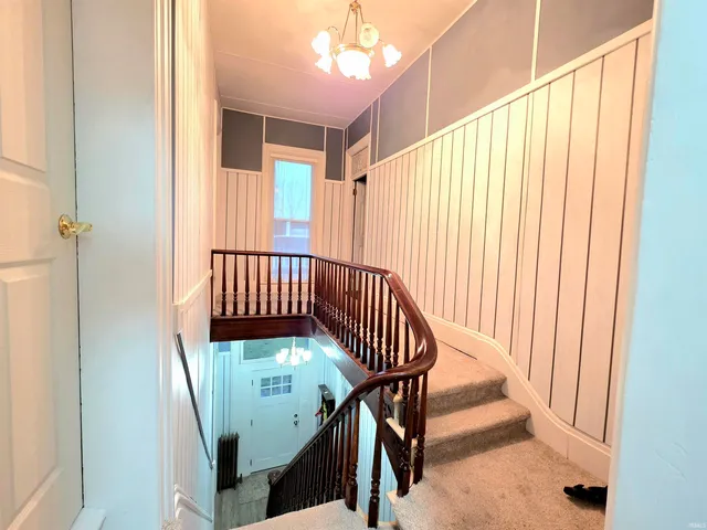 $399,900 | 408 East Diamond Street, Kendallville, IN 46755