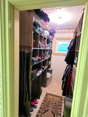 $360,000 | 408 East Diamond Street, Kendallville, IN 46755