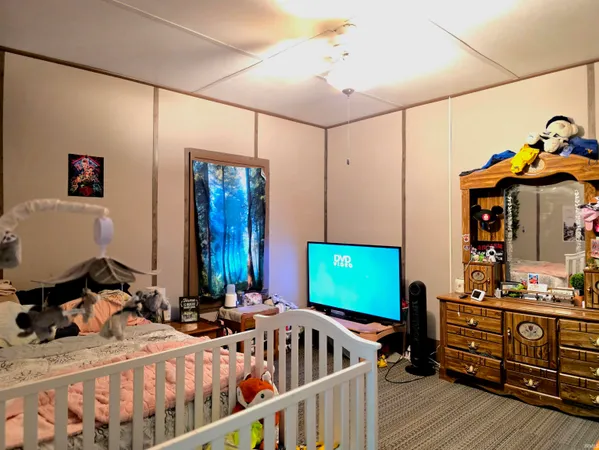 $360,000 | 408 East Diamond Street, Kendallville, IN 46755