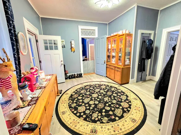 $360,000 | 408 East Diamond Street, Kendallville, IN 46755