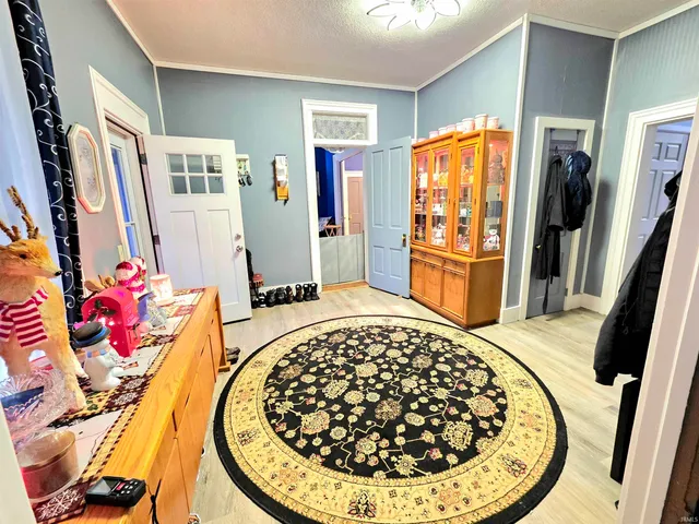 $399,900 | 408 East Diamond Street, Kendallville, IN 46755