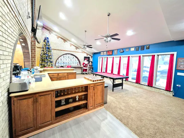 $360,000 | 408 East Diamond Street, Kendallville, IN 46755