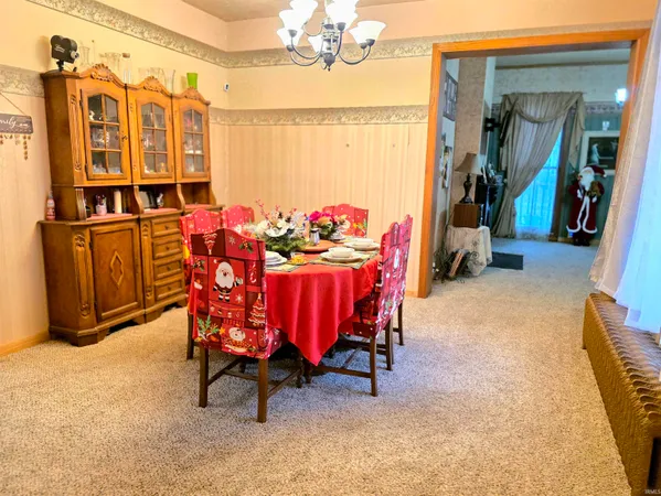 $360,000 | 408 East Diamond Street, Kendallville, IN 46755