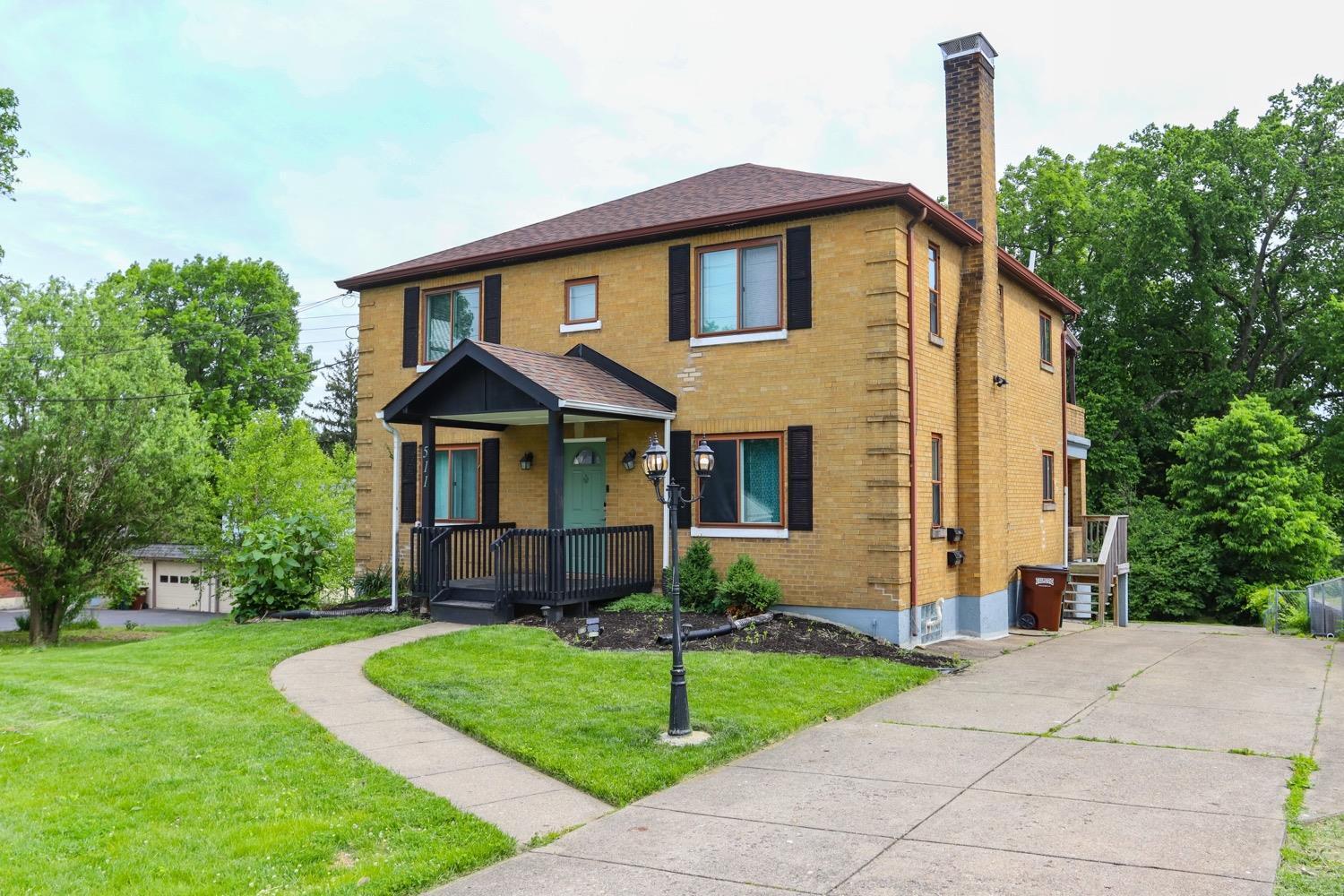 511 West North Bend Road Cincinnati, OH 45224 - Photo 2 of 28