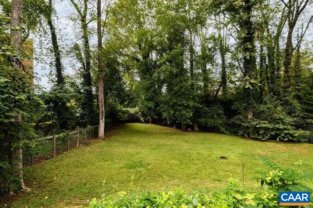 a view of an outdoor space and a yard