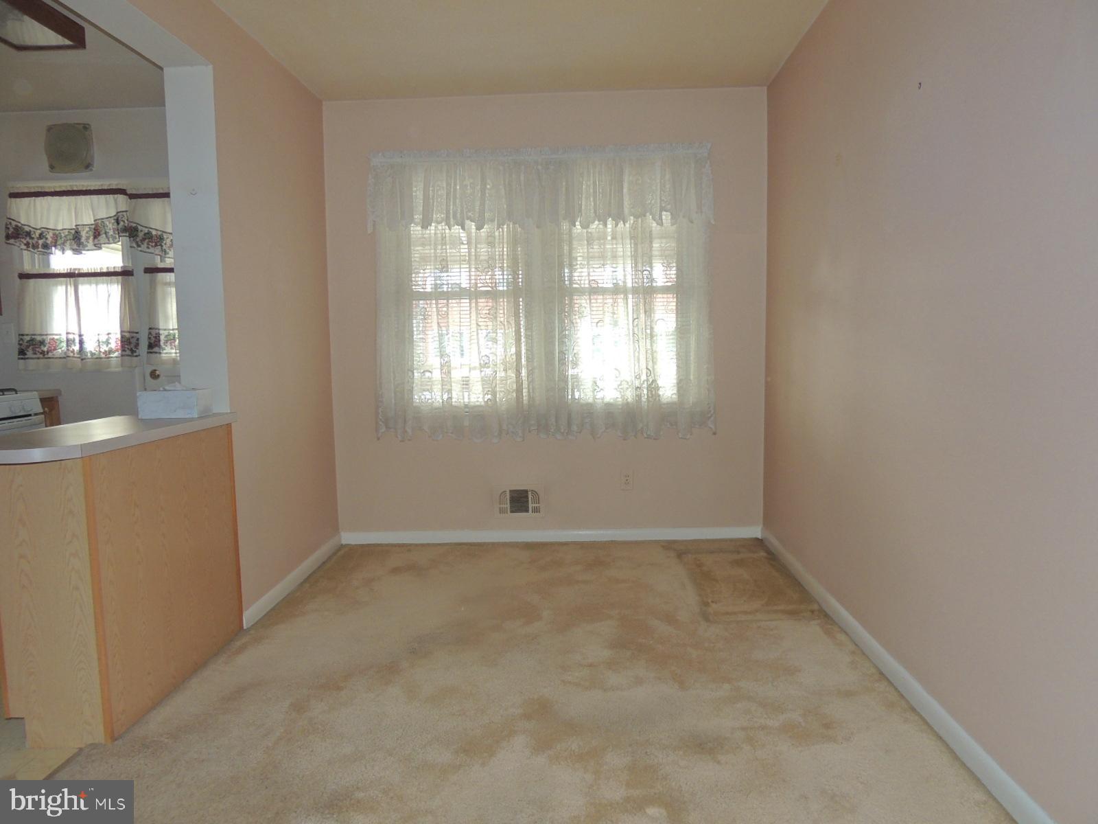 2215 Graythorn Road Baltimore, MD 21220 - Photo 5 of 27 LARGE DINING OFF KITCHEN