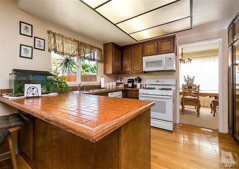 6348 Cory Street Simi Valley, CA 93063 - Photo 7 of 26 Additional Photo