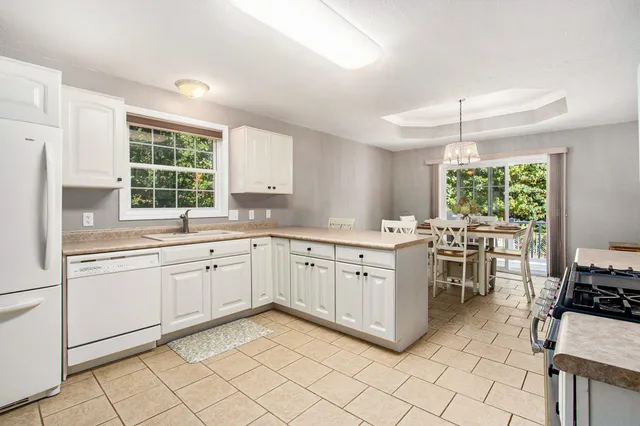 $329,900 | 32282 Pinedale Lane, Gobles, MI 49055