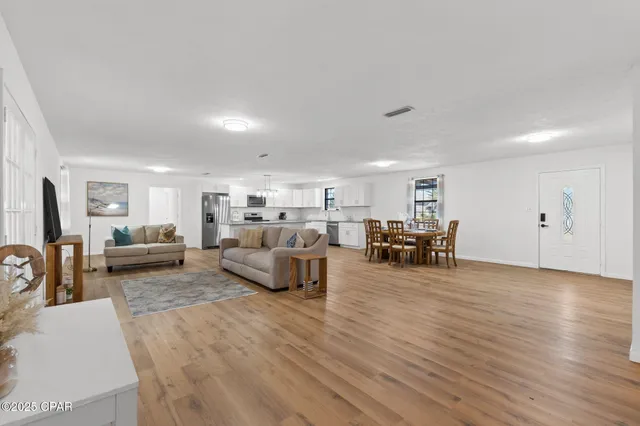 $399,000 | 2201 West 27th Street, Panama City, FL 32405