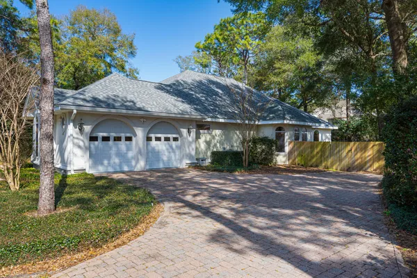 $688,000 | 831 Coldwater Creek Circle, Niceville, FL 32578