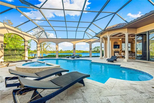 $3,990,000 | 8376 Catamaran Circle, Lakewood Ranch, FL 34202