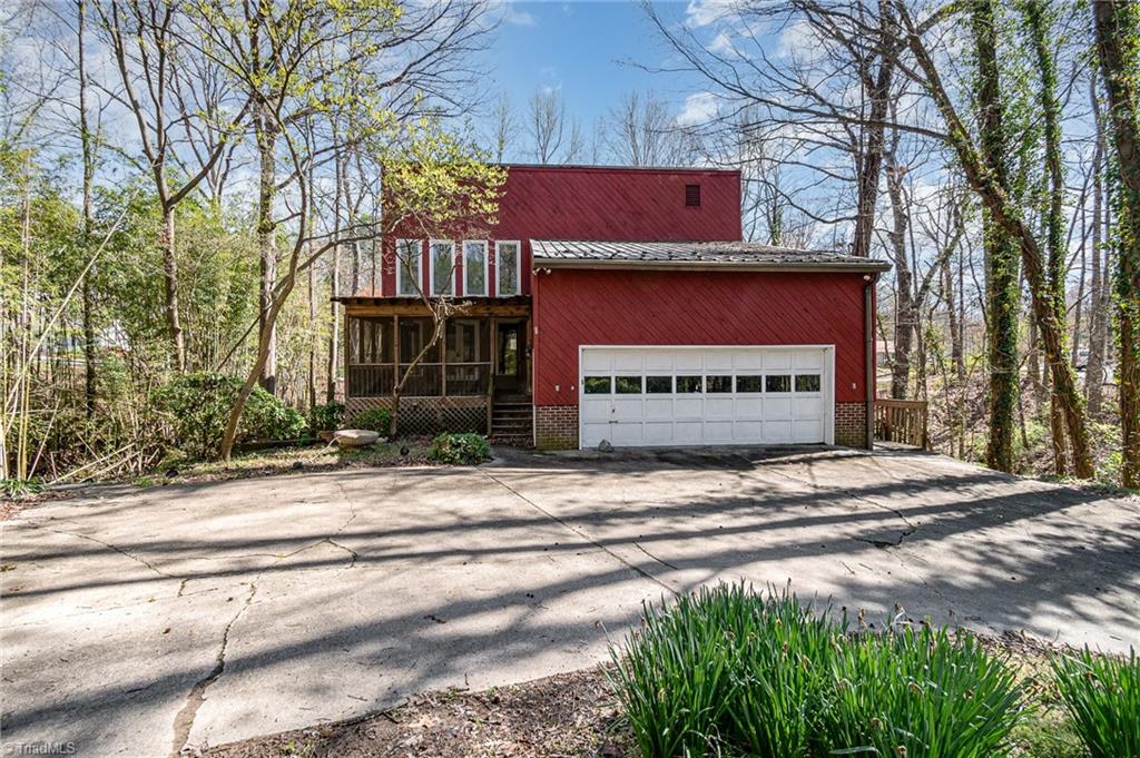 3305 Pine Valley Road High Point, NC 27265 - Photo 1 of 28