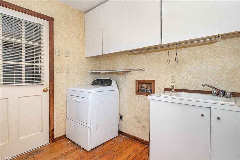 3305 Pine Valley Road High Point, NC 27265 - Photo 10 of 28