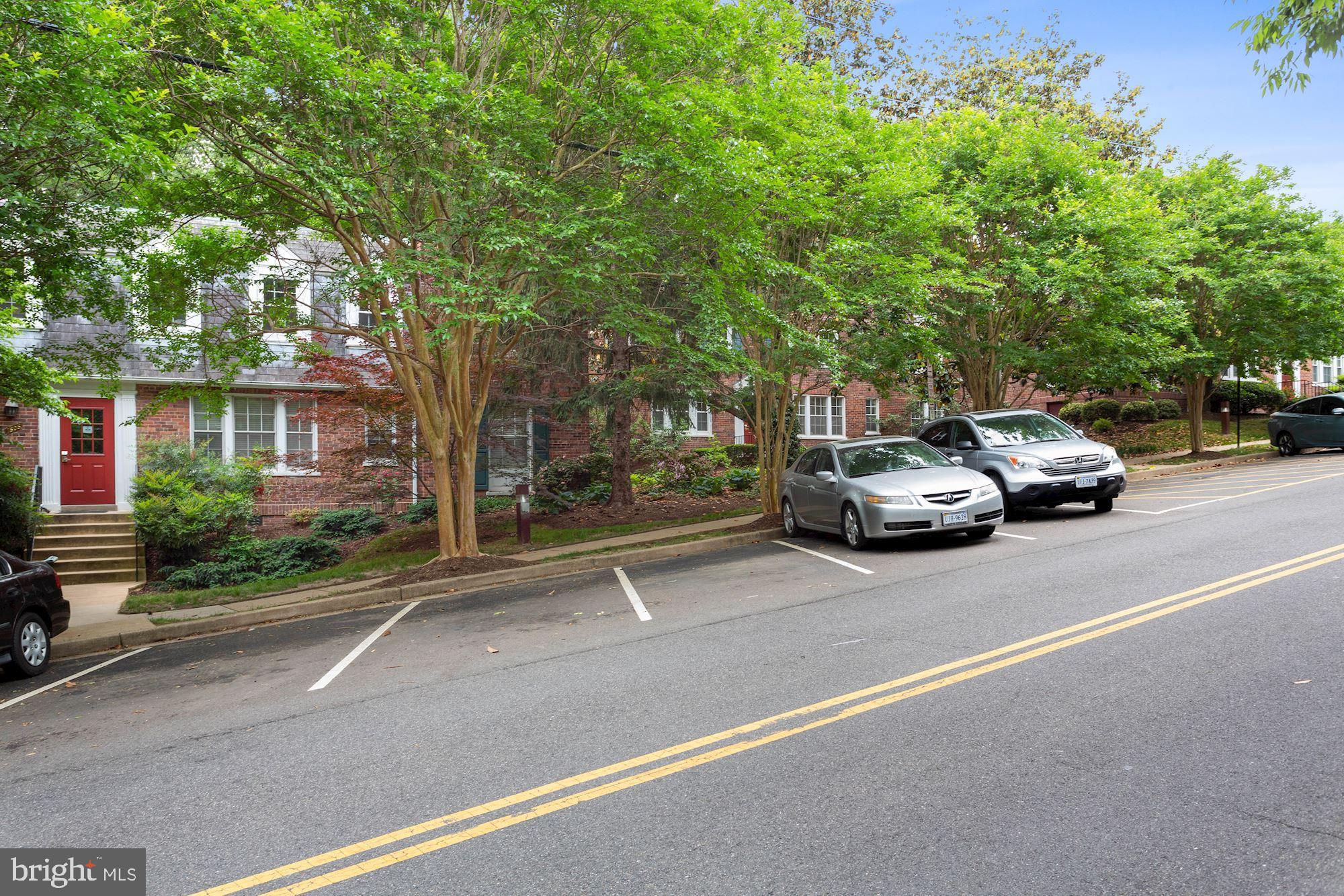 1806 Key Boulevard, Unit 9476 Arlington, VA 22201 - Photo 17 of 19