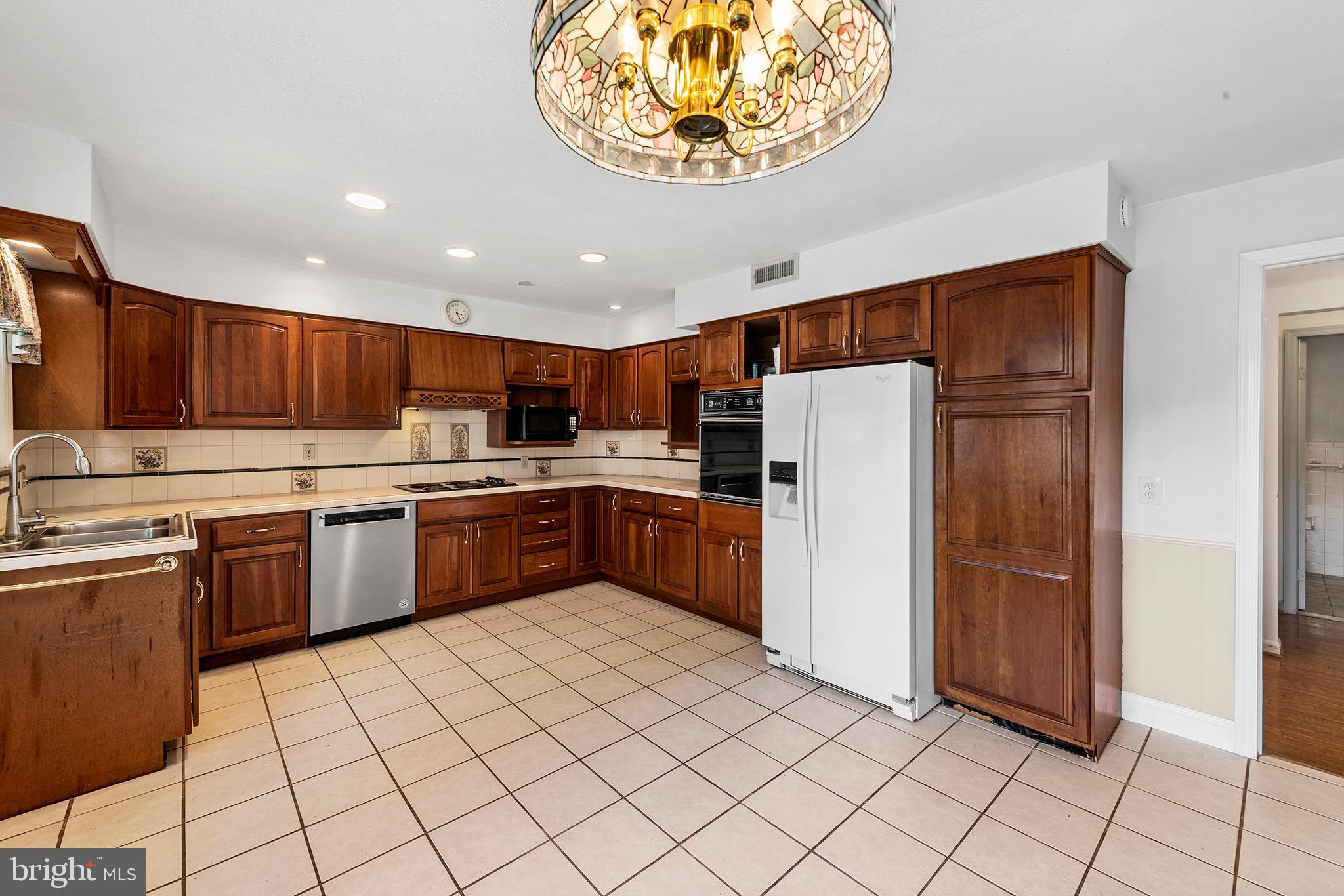 2031 Quarry Road Yardley, PA 19067 - Photo 19 of 42 Gallery Image 19
