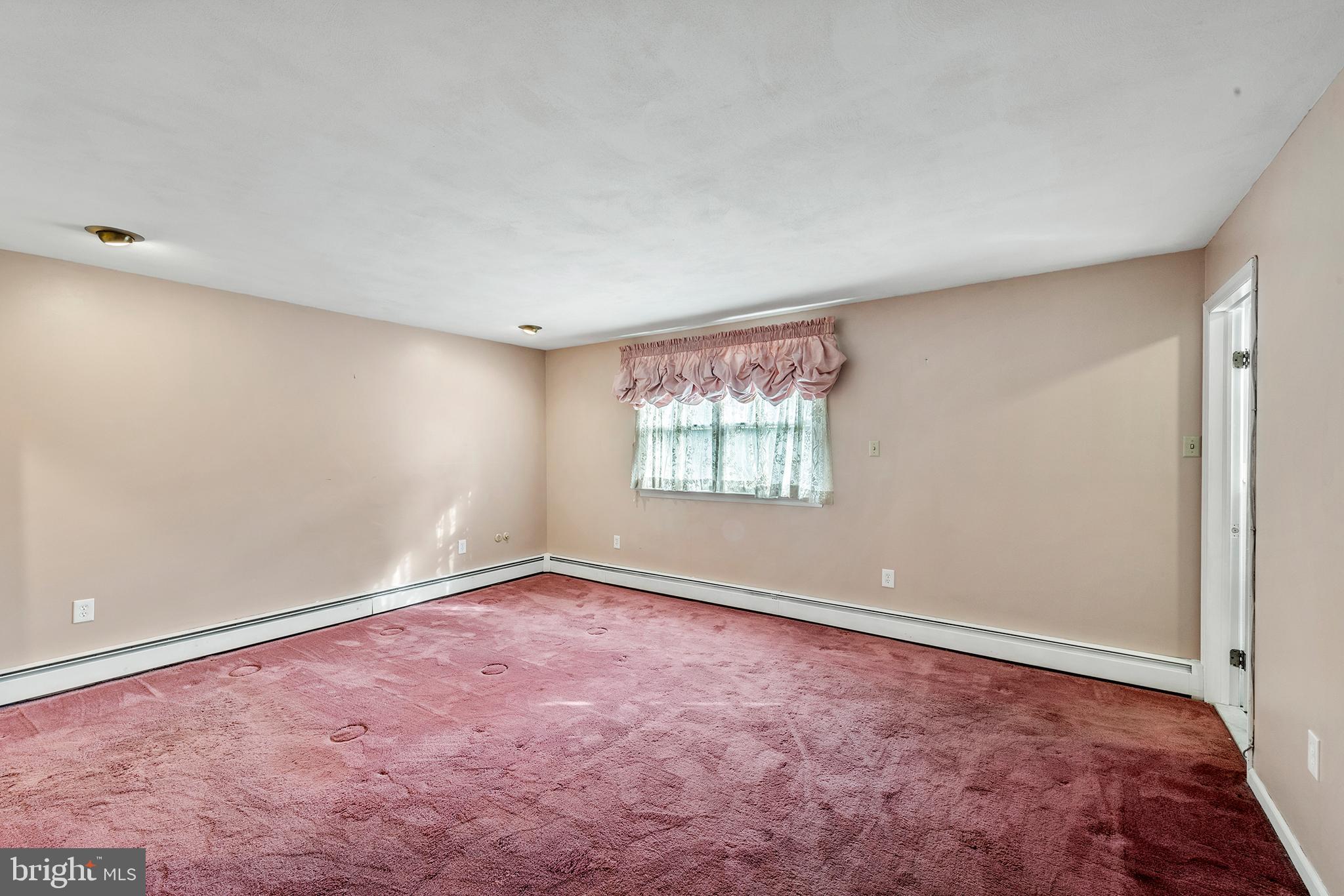 2031 Quarry Road Yardley, PA 19067 - Photo 25 of 42 Main bedroom