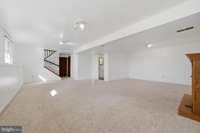 $3,000 | 26 Dover Lane, Sicklerville, NJ 08081