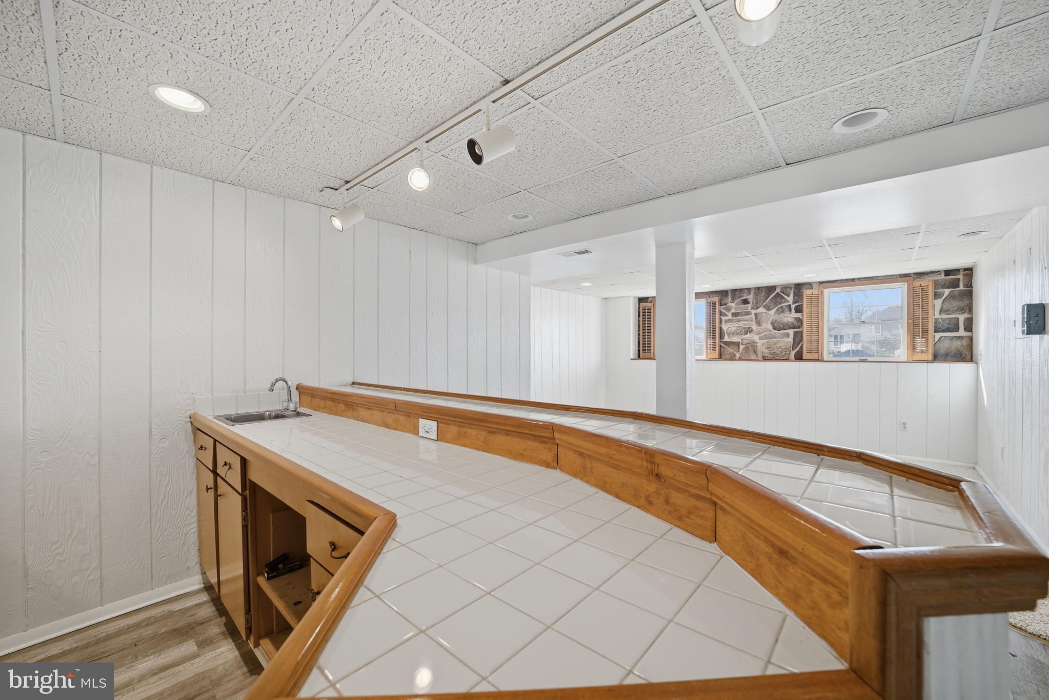 26 Dover Lane Sicklerville, NJ 08081 - Photo 24 of 29 Private Lounge