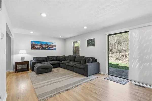 $295,000 | 604 Briarleaf Drive, Pittsburgh, PA 15205
