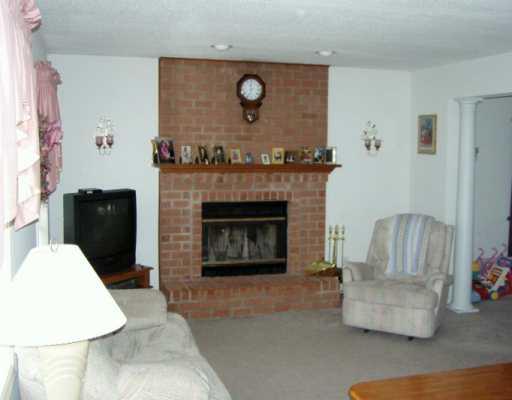 141 Stern Manor Road Fombell, PA 16123 - Photo 5 of 8 Gallery Image 5