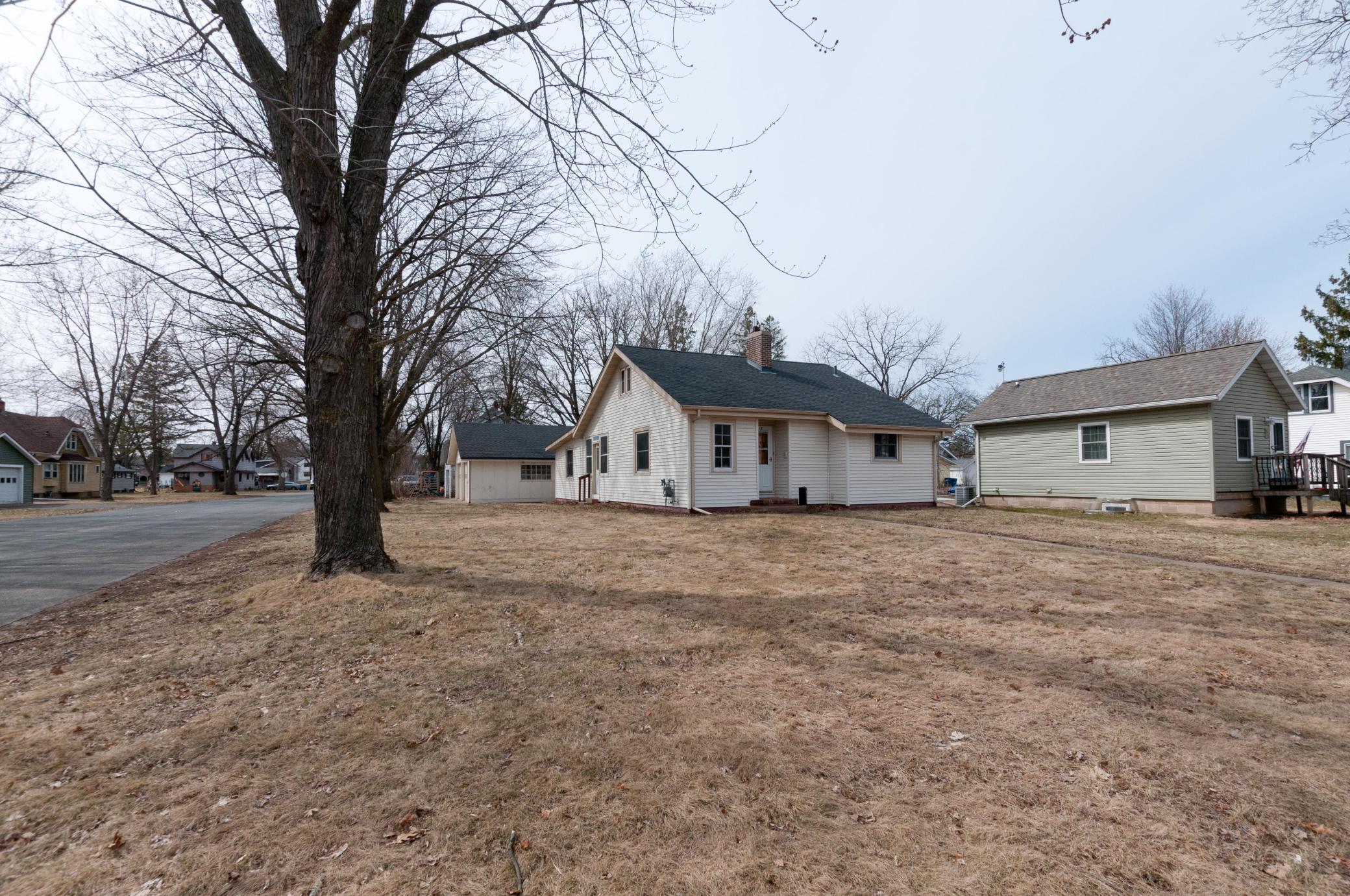 132 Couture Avenue Rice Lake, WI 54868 - Photo 2 of 28