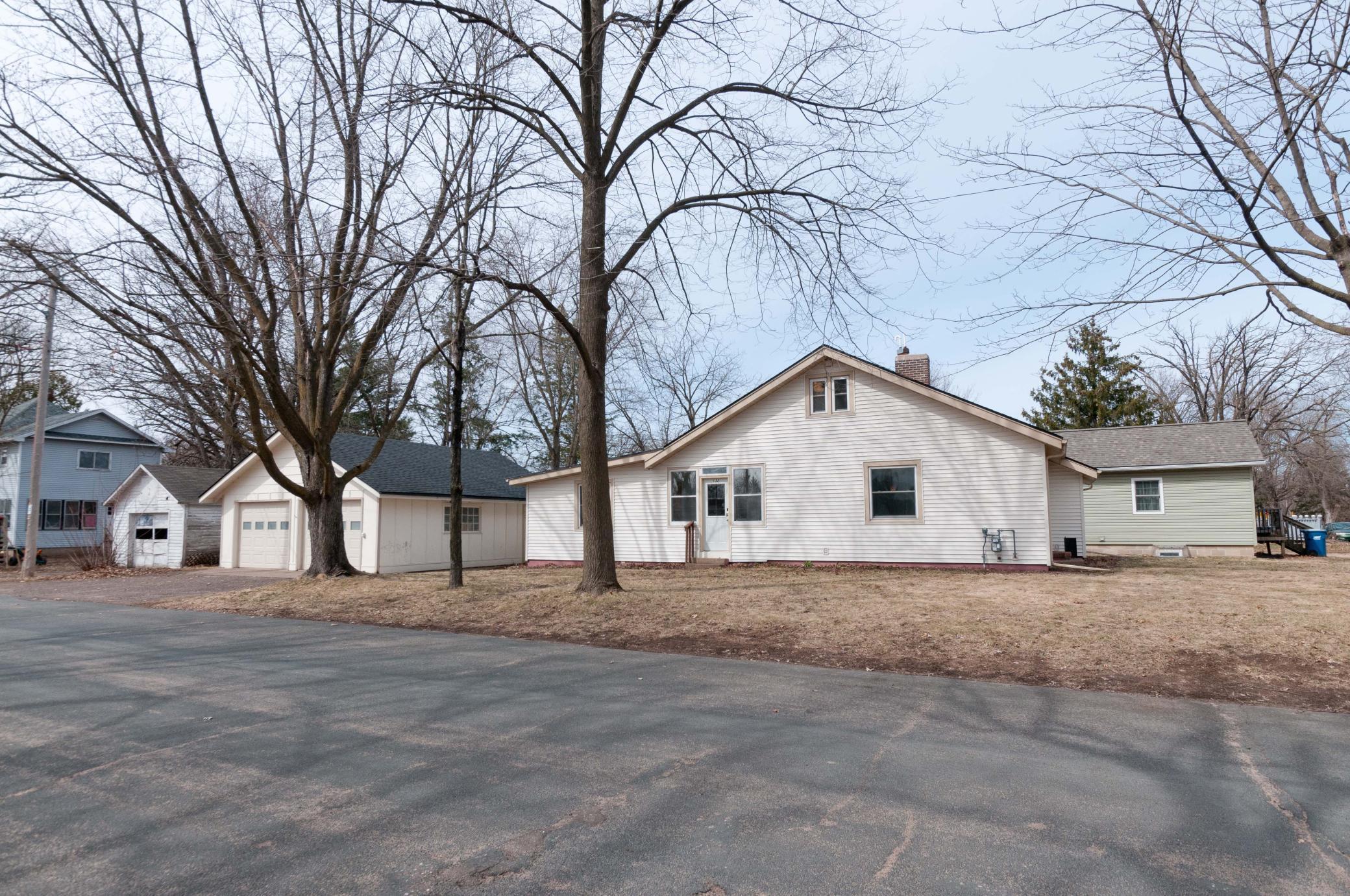 132 Couture Avenue Rice Lake, WI 54868 - Photo 3 of 28