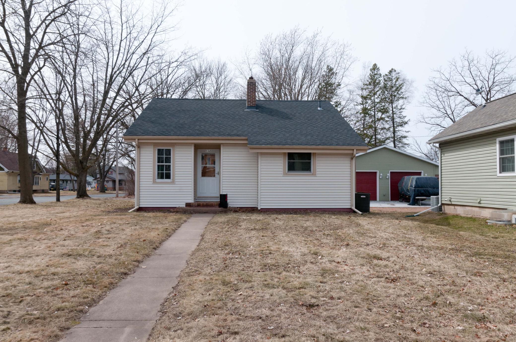 132 Couture Avenue Rice Lake, WI 54868 - Photo 4 of 28