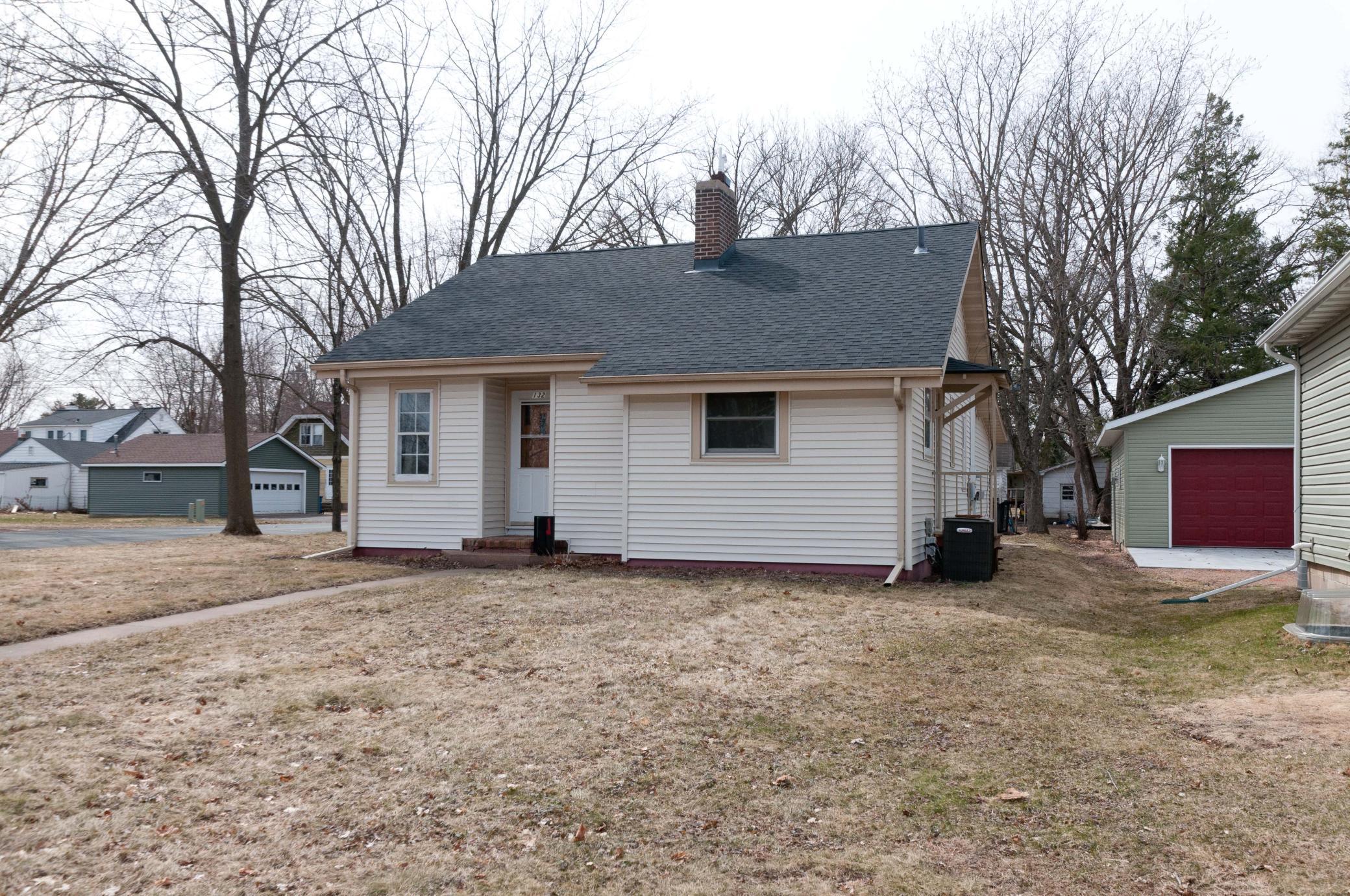 132 Couture Avenue Rice Lake, WI 54868 - Photo 5 of 28