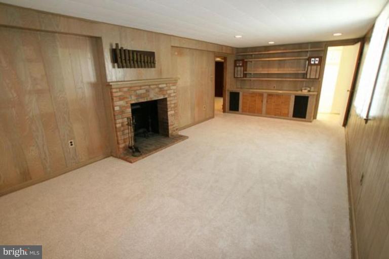 9105 Wallace Road Lanham, MD 20706 - Photo 21 of 21 Recreation Room #3