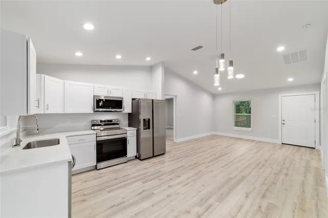 $199,900 | 15405 Southwest 26th Place, Ocala, FL 34481