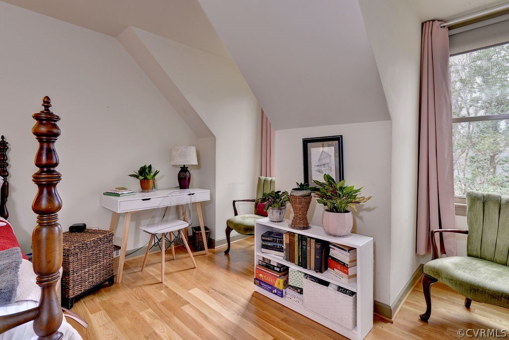 103 Gullane Williamsburg, VA 23188 - Photo 28 of 44 a living room with furniture and a potted plant