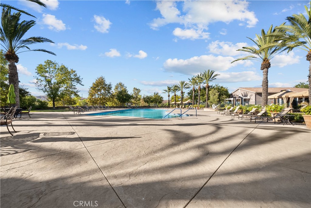 23815 Balsa Court Valencia, CA 91354 - Photo 50 of 63 community pool