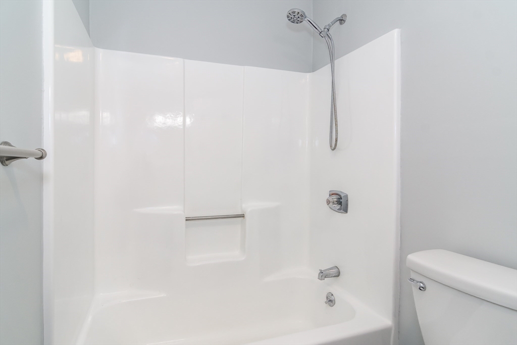 4 Erick Road, Unit 96 Mansfield, MA 02048 - Photo 13 of 18