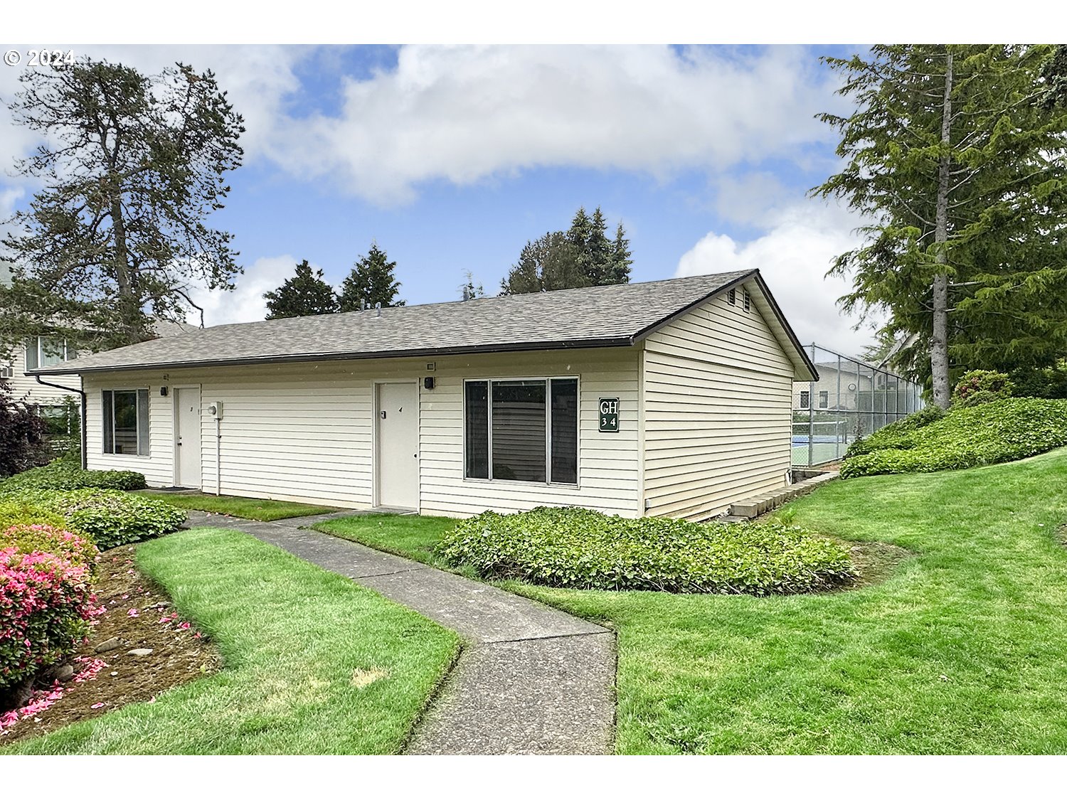 200 Southwest Florence Avenue Gresham, OR 97080 - Photo 25 of 35 Guest Quarters