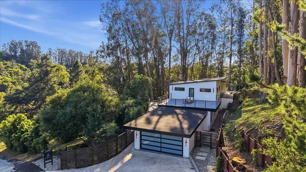 $1,695,000 | 5 Arriba Drive, Aromas, CA 95004