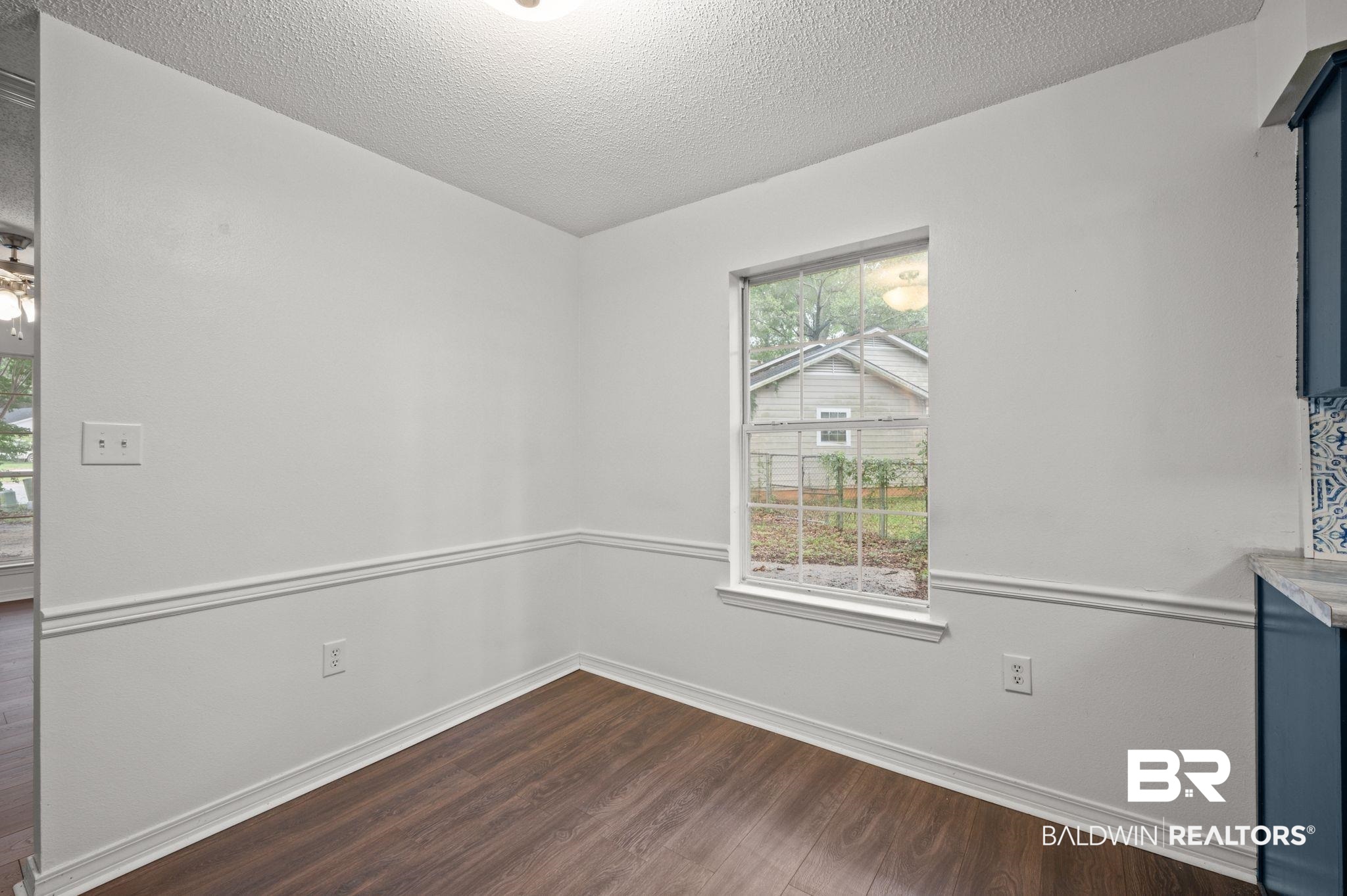 6831 Joy Court Theodore, AL 36582 - Photo 7 of 17