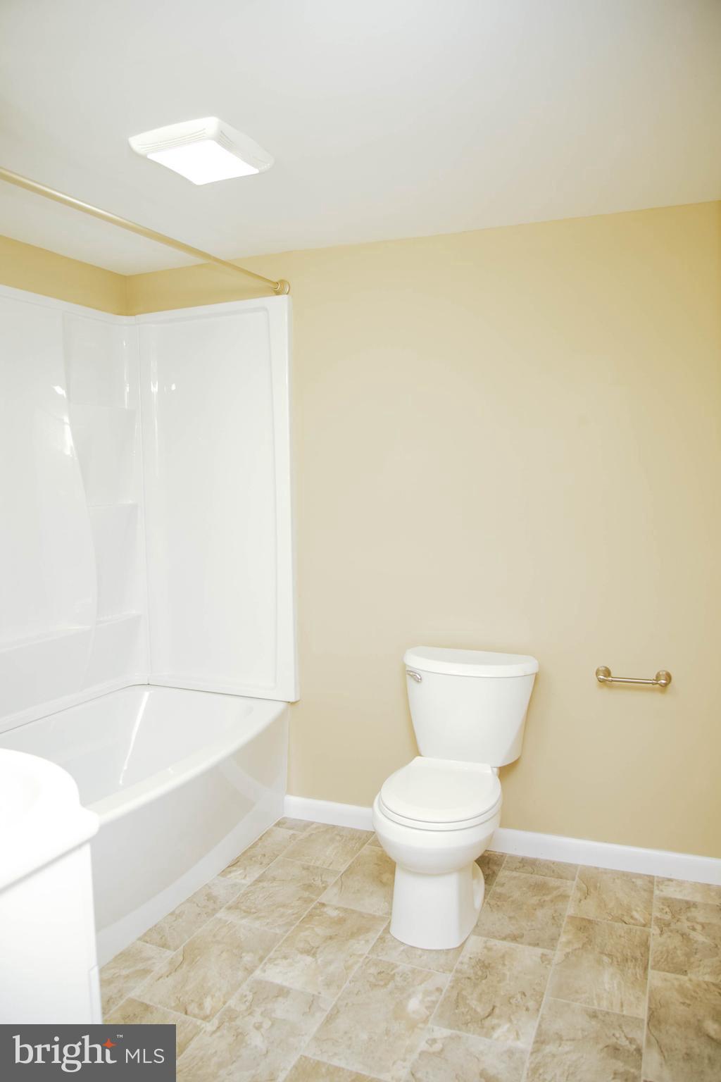 1731 Mapledale Road Elizabethtown, PA 17022 - Photo 16 of 34 Gallery Image 16