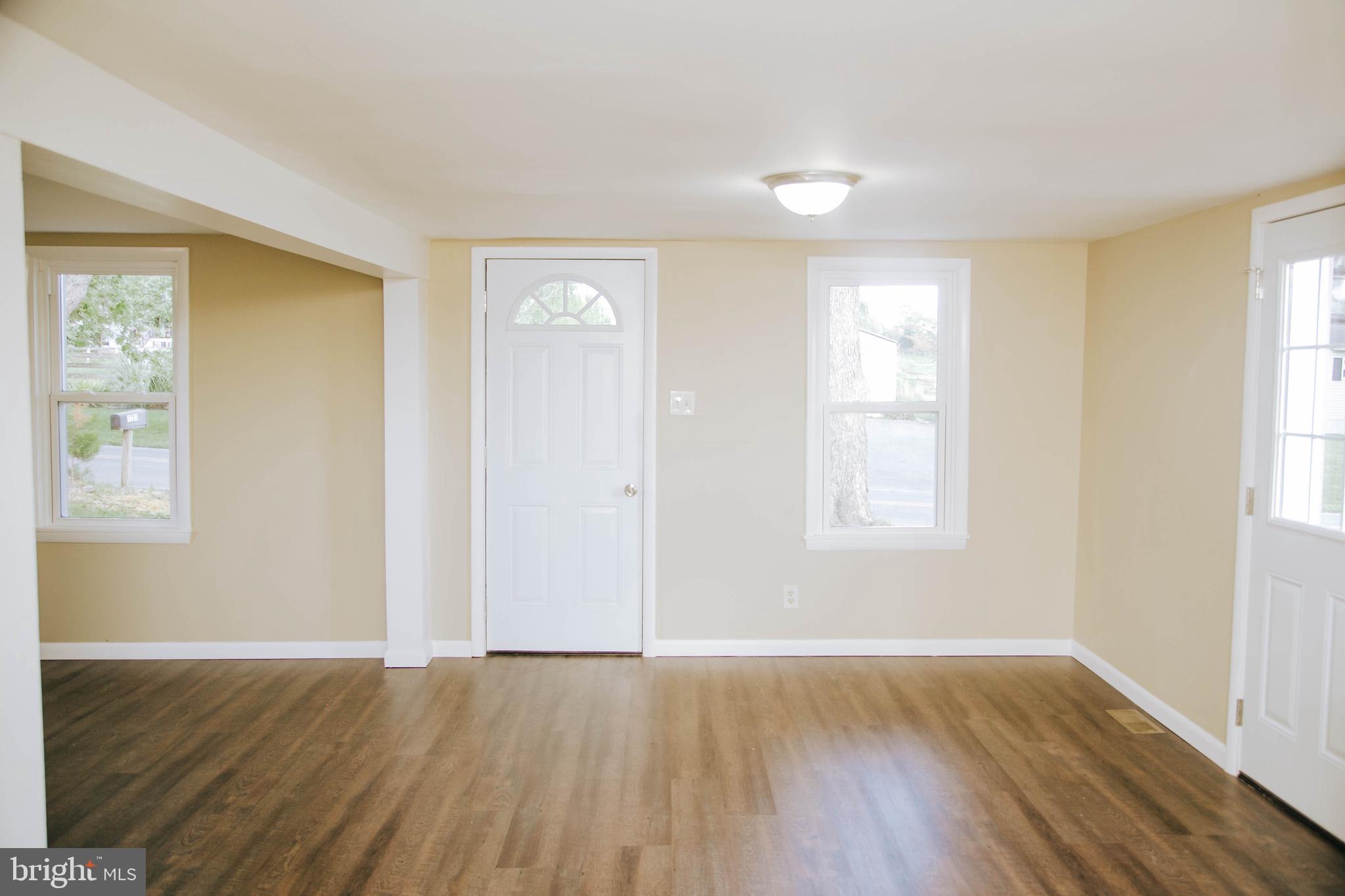 1731 Mapledale Road Elizabethtown, PA 17022 - Photo 7 of 34 Gallery Image 7