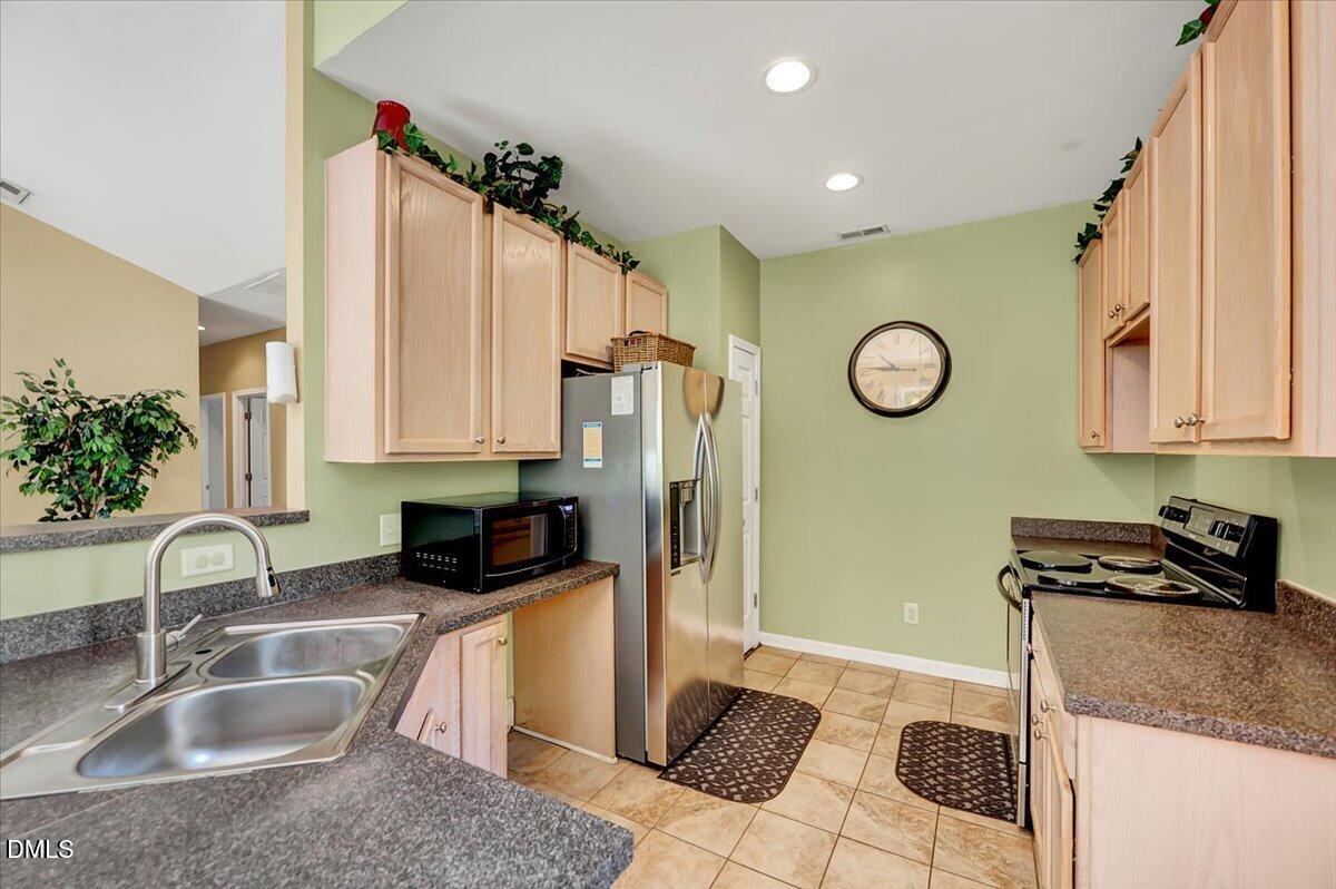 5629 Tealbrook Drive Raleigh, NC 27610 - Photo 12 of 27 17-5629 Tealbrook Dr-17